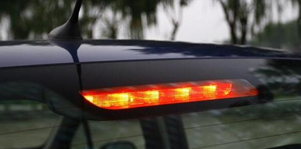 汽車后燈